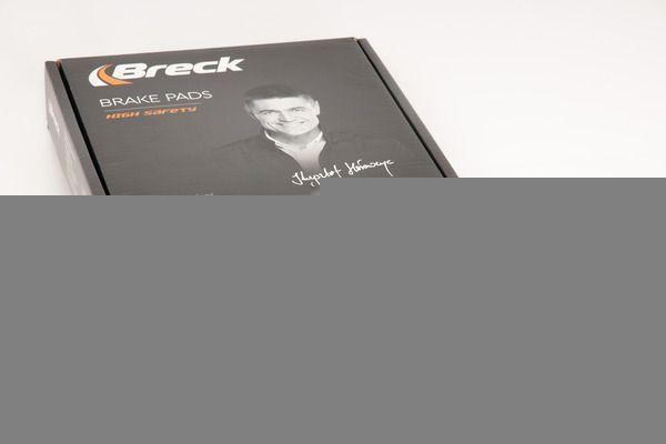 Volvo XC70 II D5 AWD Front Brake Pads - main image