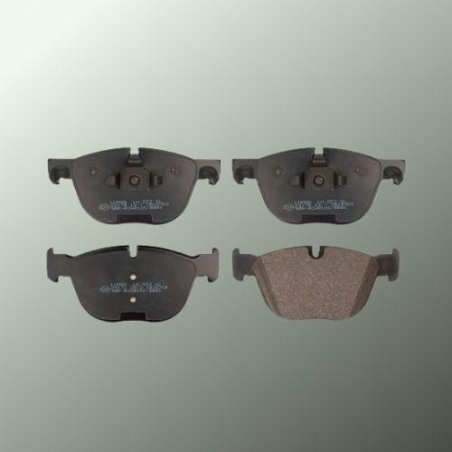 Volvo XC70 II D5 AWD Front Brake Pads - main image