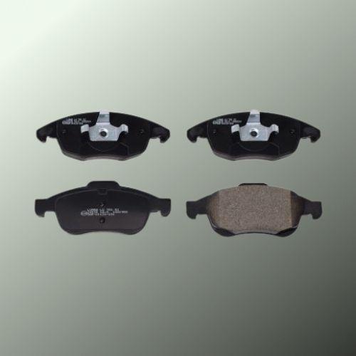 Citroën DS4 1.2 THP 130 Front Brake Pads - main image