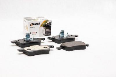Volkswagen Transporter / Caravelle Mk IV Bus 2.8 VR 6 Front Brake Pads - thumbnail image 3